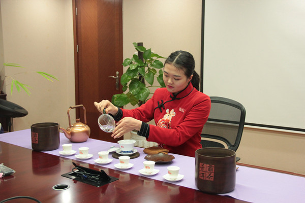 公司舉辦“歡慶三八”系列活動(dòng)