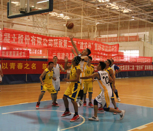 公司男、女籃球隊在集團第二屆“建投杯”籃球賽上喜獲佳績