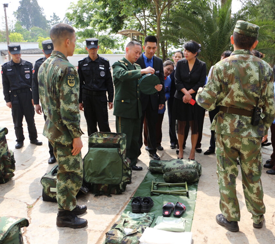 通泰公司工會(huì)開展警民共建活動(dòng)