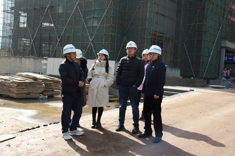 楊曉波到宣威棚改項(xiàng)目調(diào)研 