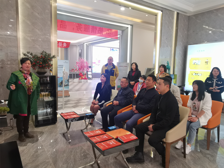 陽宗海管委會(huì)副書記張磊到康澤公司調(diào)研