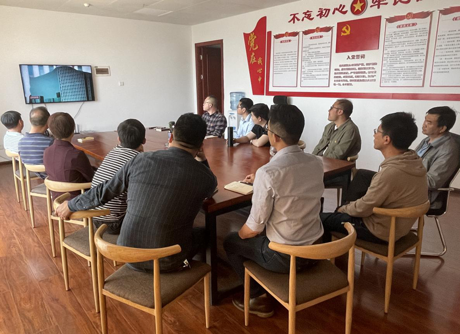 和順地產(chǎn)黨支部組織觀看云南建投集團(tuán)成立5周年專題系列報(bào)道