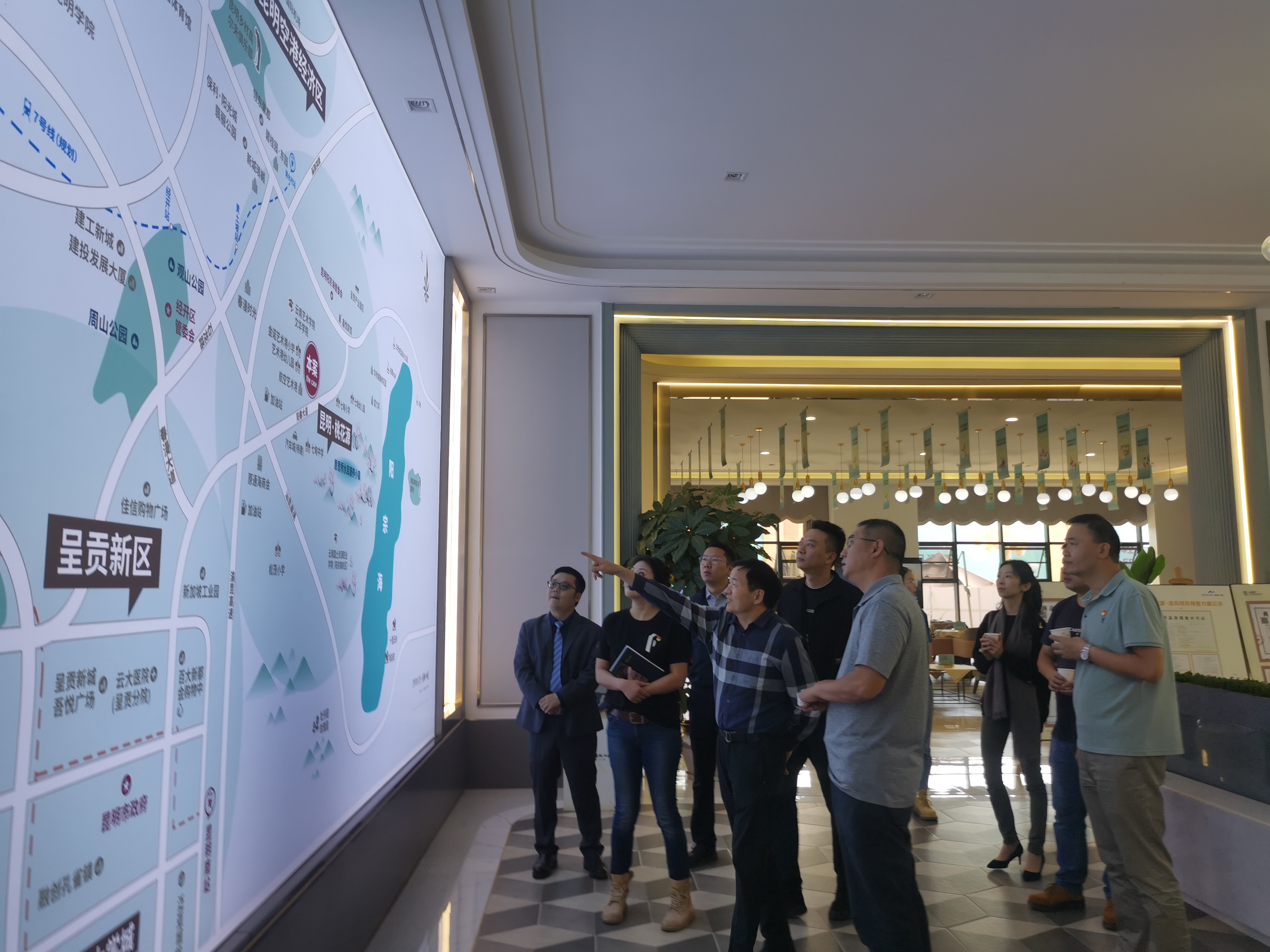 孟春柳到云航地產(chǎn)、康澤大業(yè)公司檢查指導