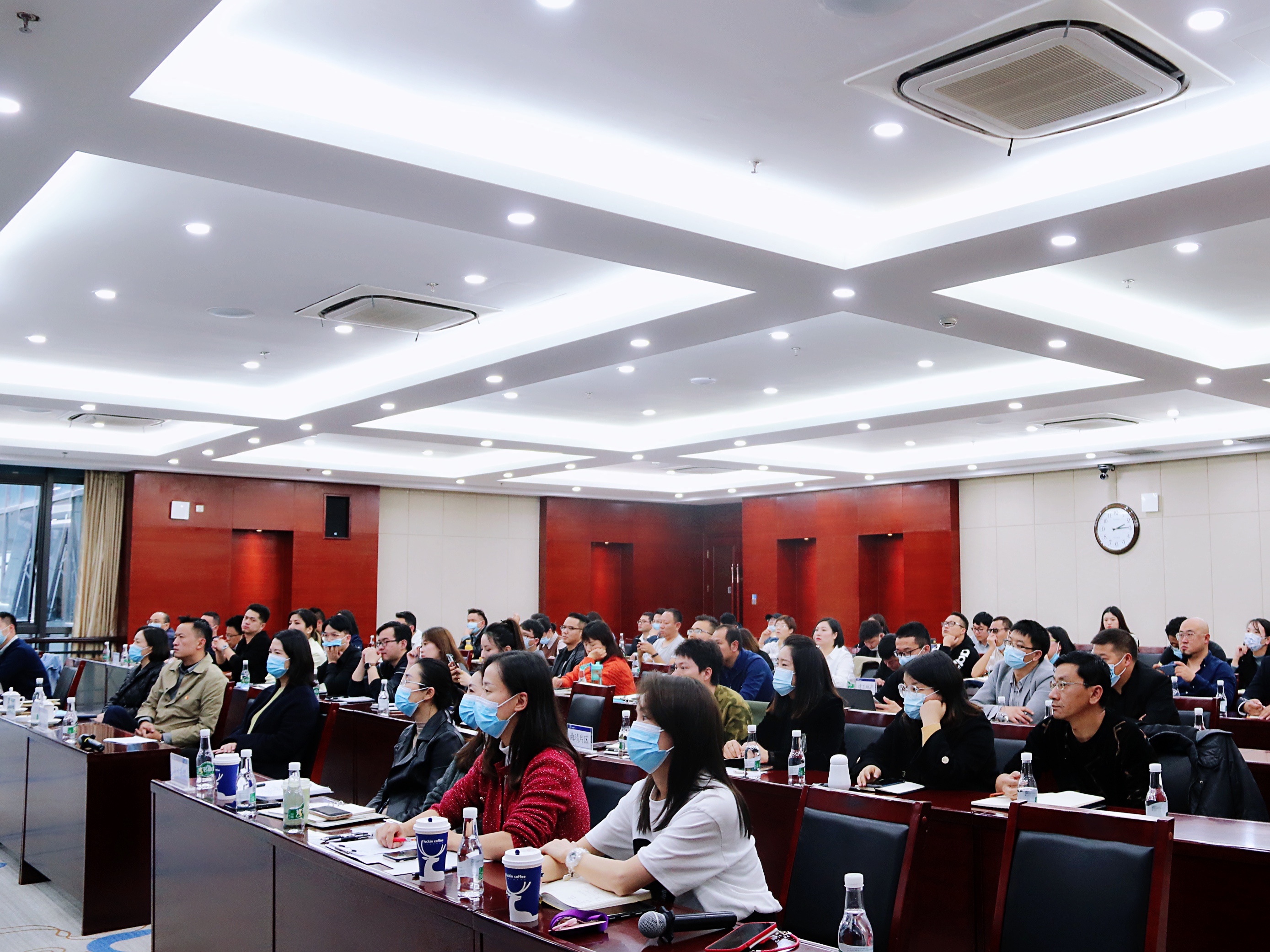 公司開(kāi)展“房地產(chǎn)客戶運(yùn)營(yíng)”專題培訓(xùn)