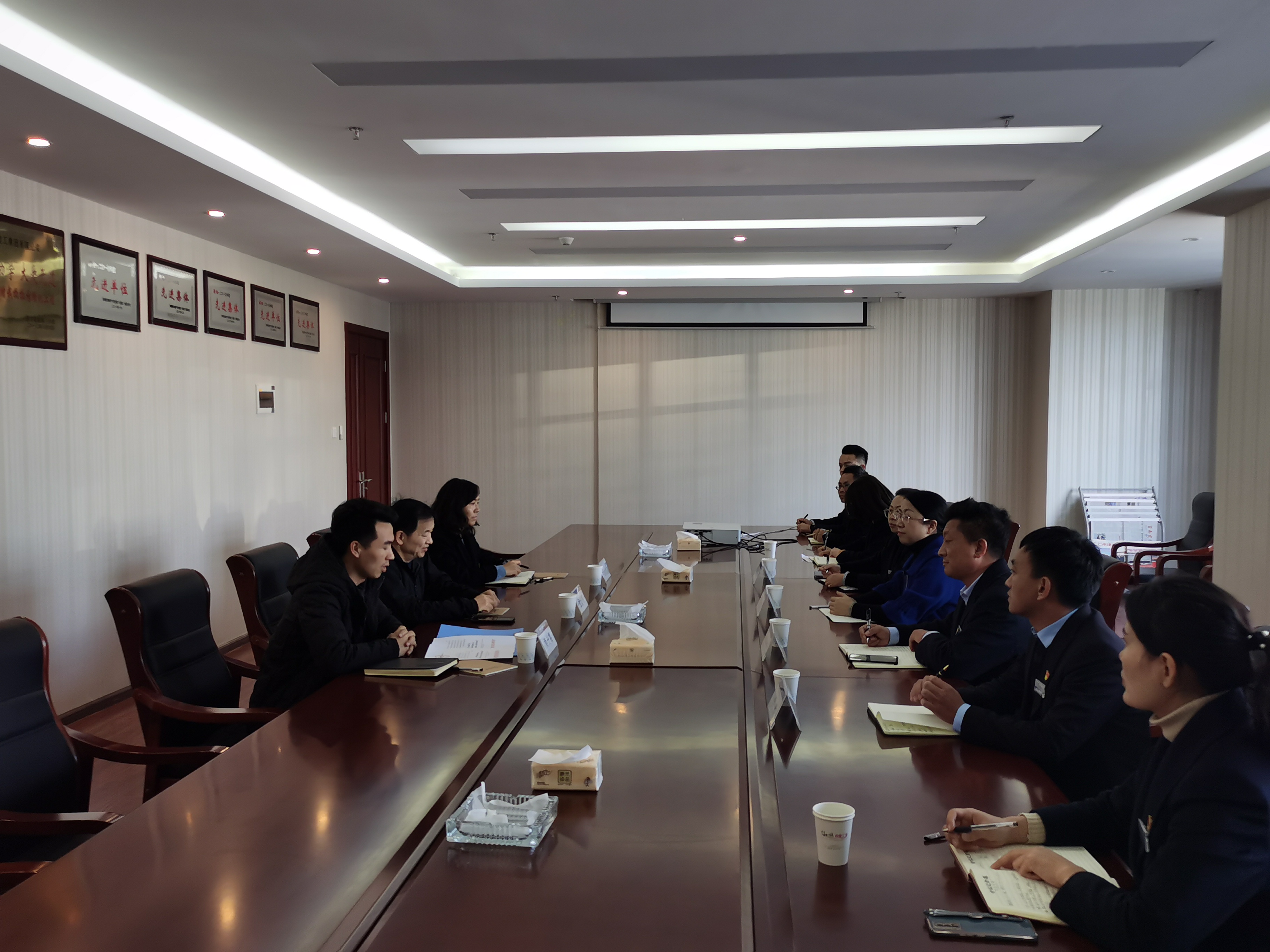 省房物業(yè)召開干部宣布大會(huì)