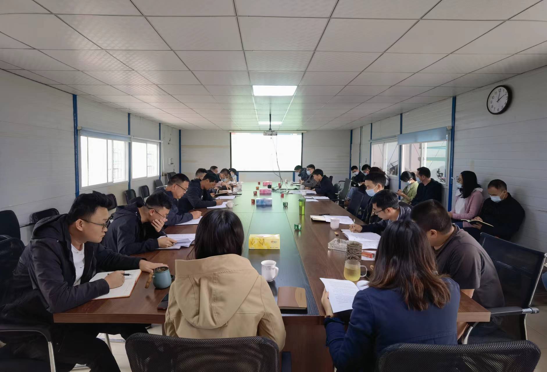 玉溪高鐵新城項(xiàng)目開(kāi)展系列普法宣傳活動(dòng)