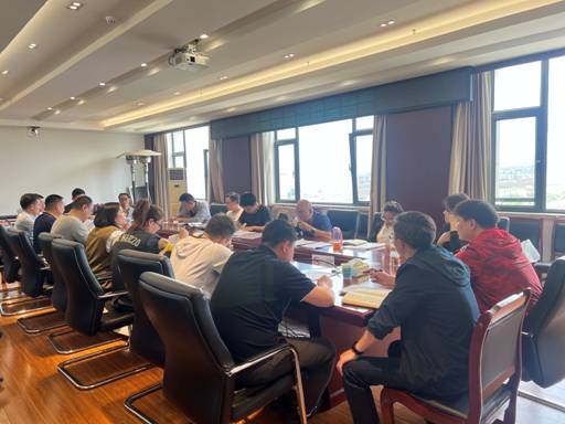 溥睿率隊到建工地產(chǎn)檢查指導(dǎo)