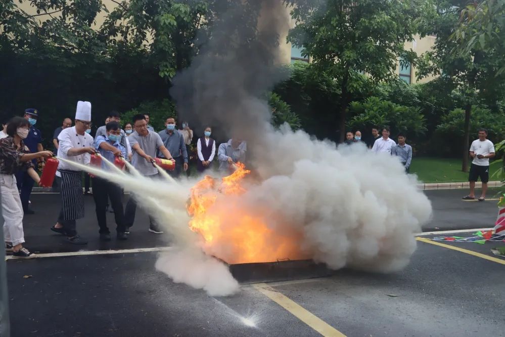 各基層單位組織開展安全消防應急演練