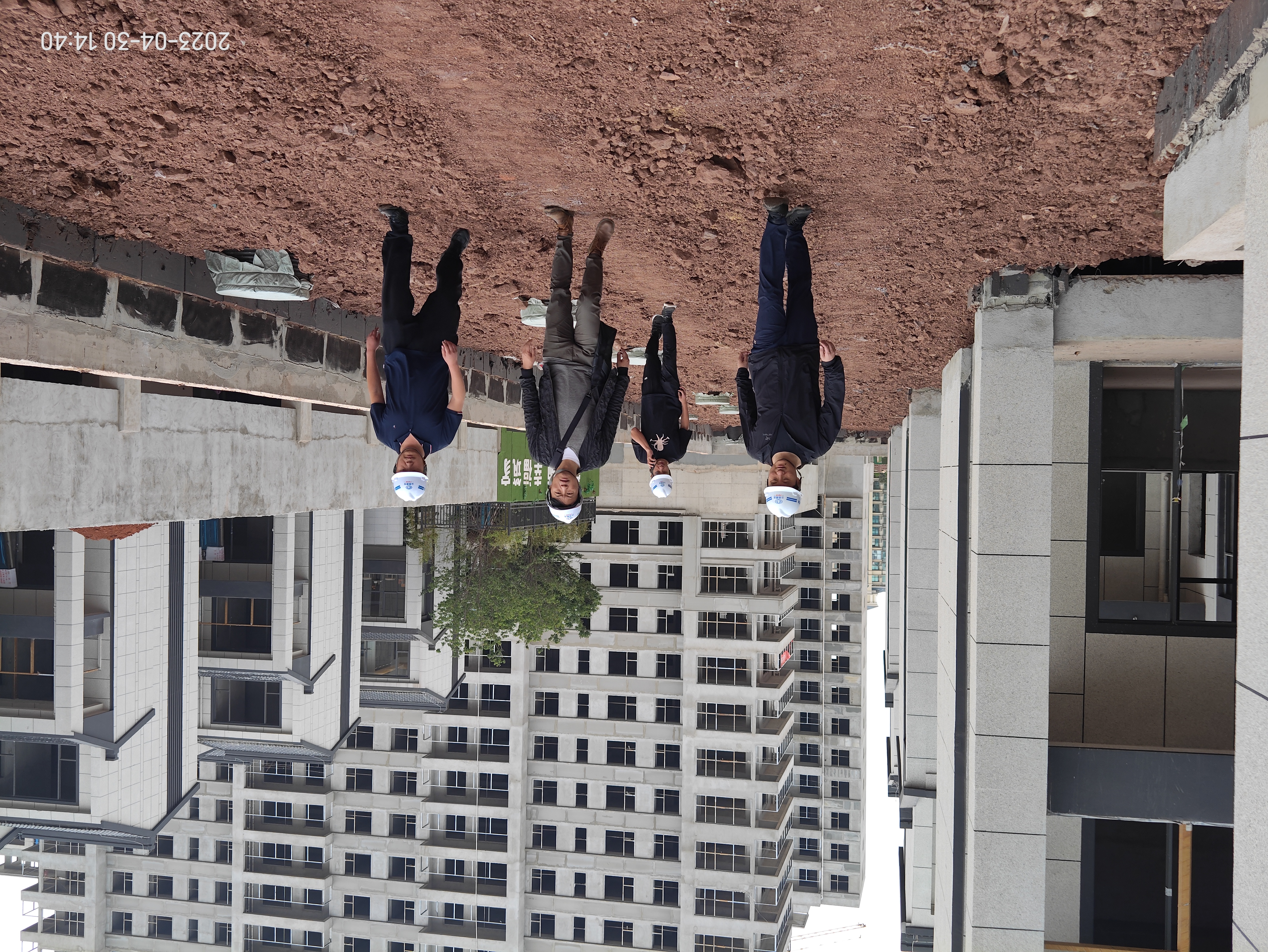 胡亞東到建投璞御項目調(diào)研