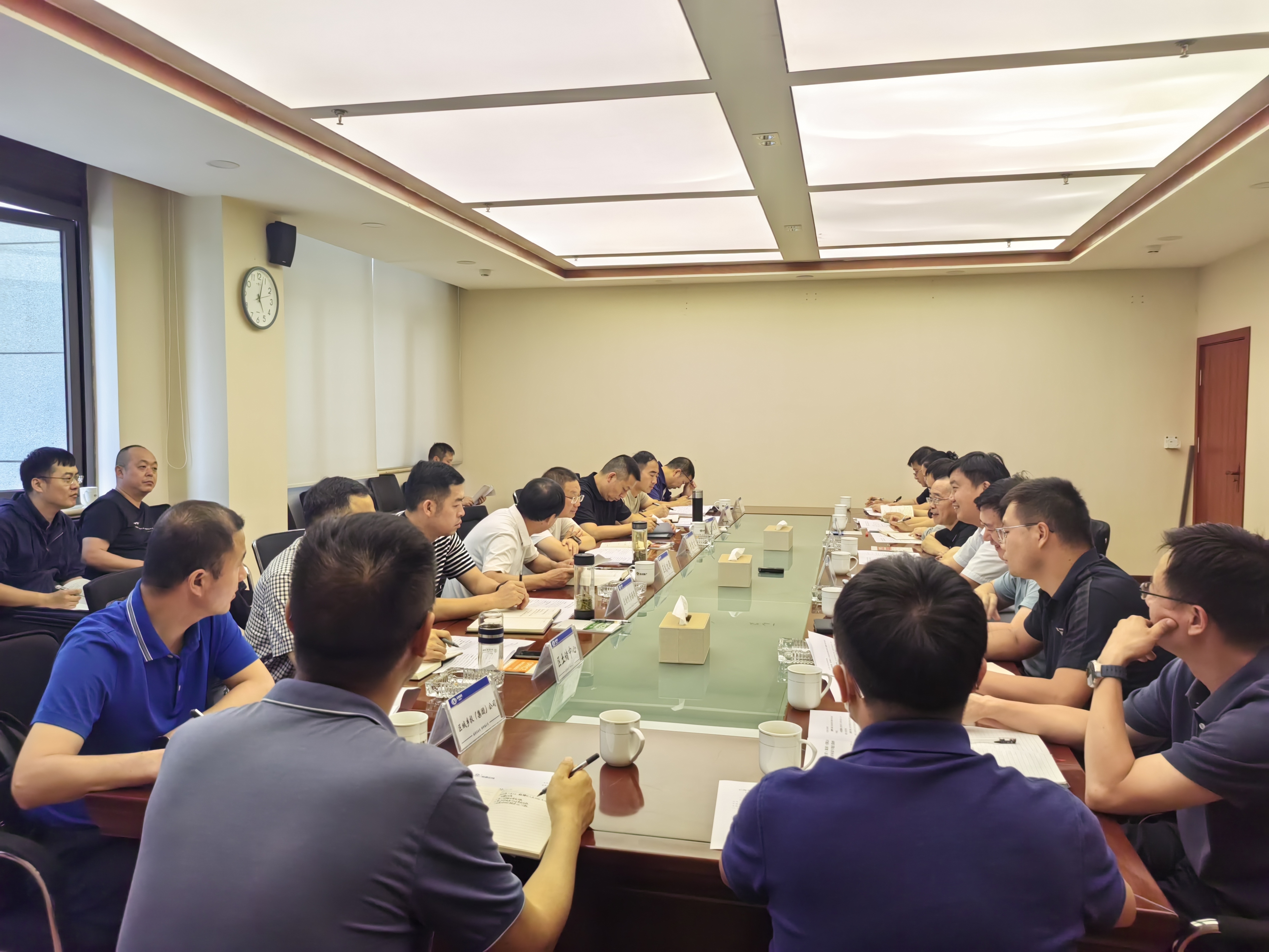 公司與曲靖市麒麟?yún)^(qū)政府交流座談  