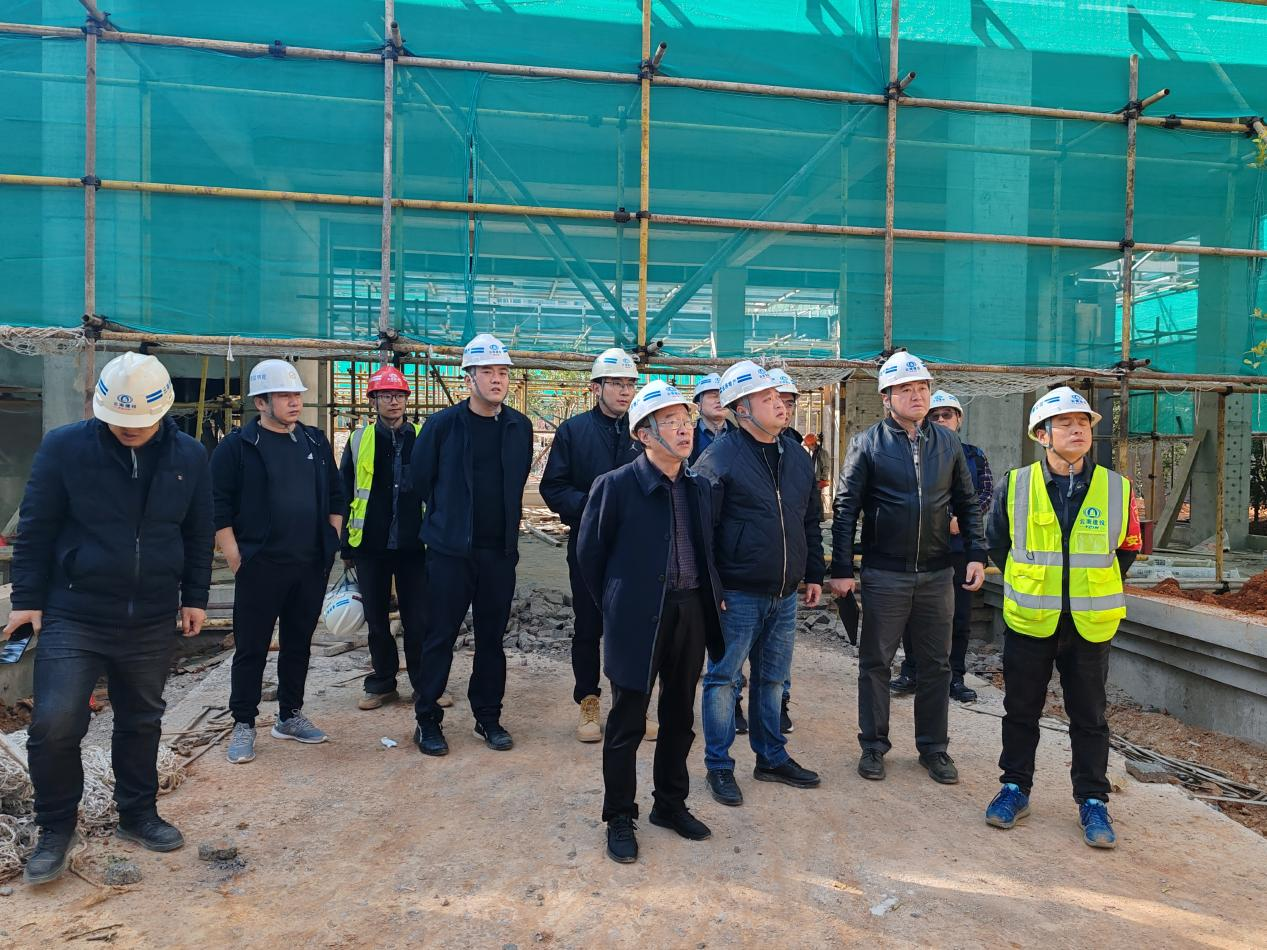 魏成凡到建投·春城華府、建投璞御檢查復(fù)工復(fù)產(chǎn)推進(jìn)情況